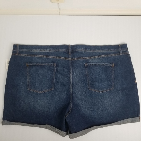 Old Navy Boyfriend Jean Shorts NWT - Picture 2 of 6